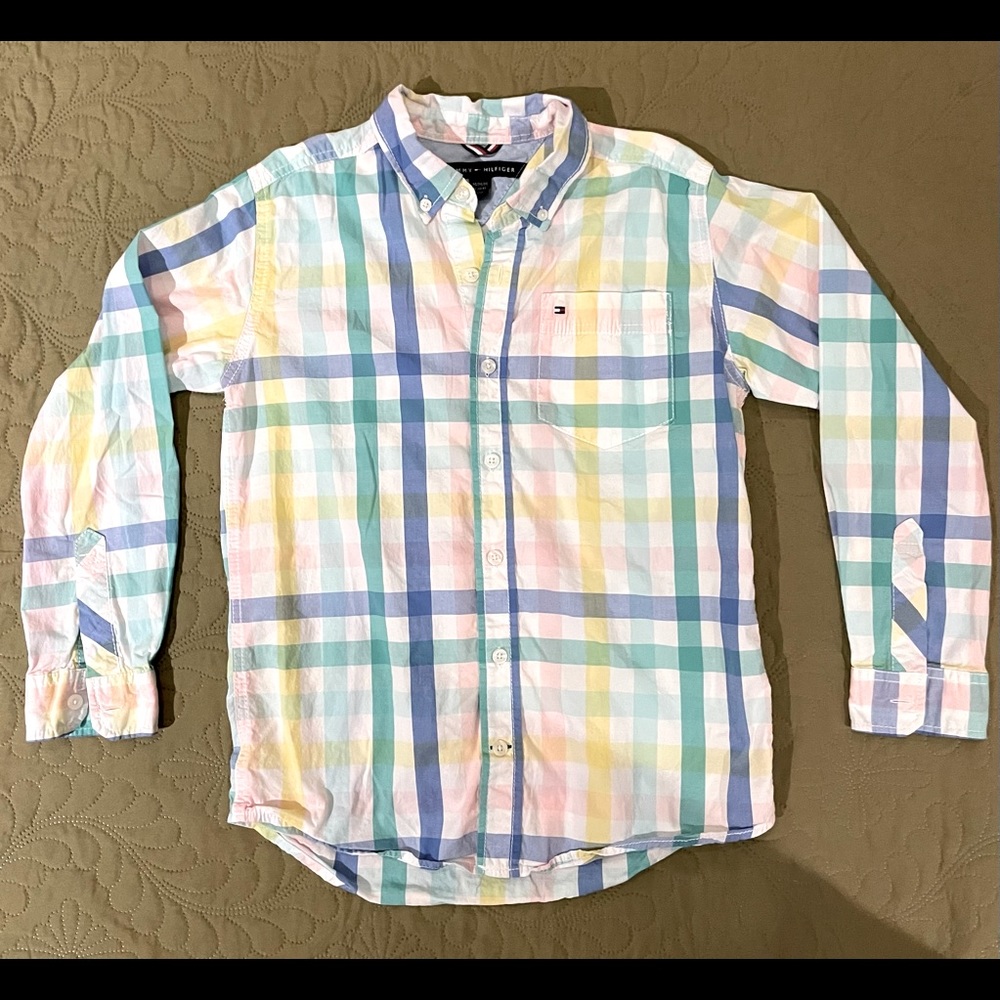 Tommy Hilfiger Plaid Boys 12/14 or M long sleeve button down shirt